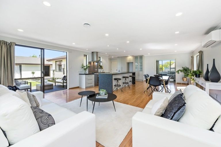 Photo of property in 4 Cicada Place, Hei Hei, Christchurch, 8042