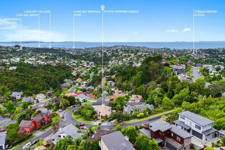 Photo of property in 70 Kate Sheppard Avenue, Torbay, Auckland, 0630