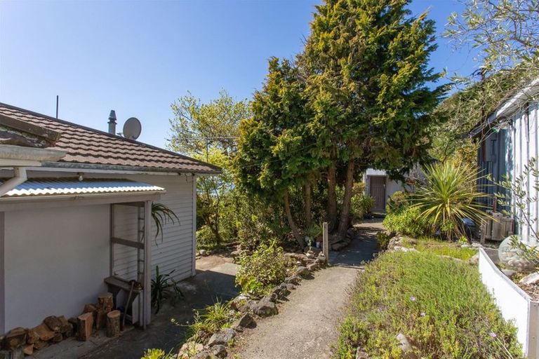 Photo of property in 165 Moncks Spur Road, Mount Pleasant, Christchurch, 8081