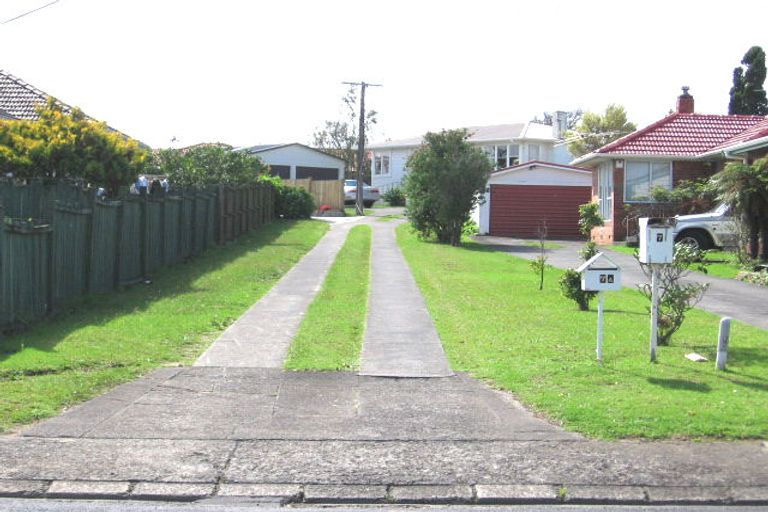 Photo of property in 7 Strid Road, Te Atatu South, Auckland, 0610