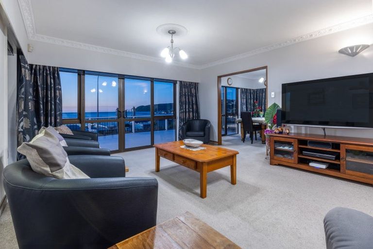 Photo of property in 168 Saint Andrews Road, Plimmerton, Porirua, 5026