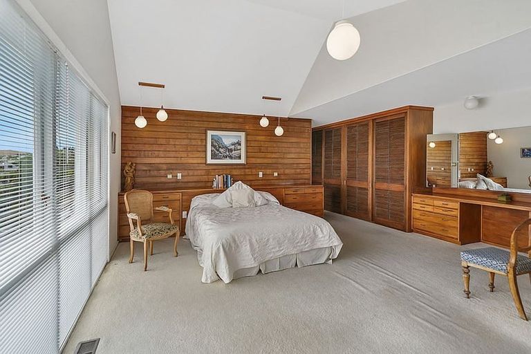 Photo of property in 32 Takahe Drive, Cashmere, Christchurch, 8022