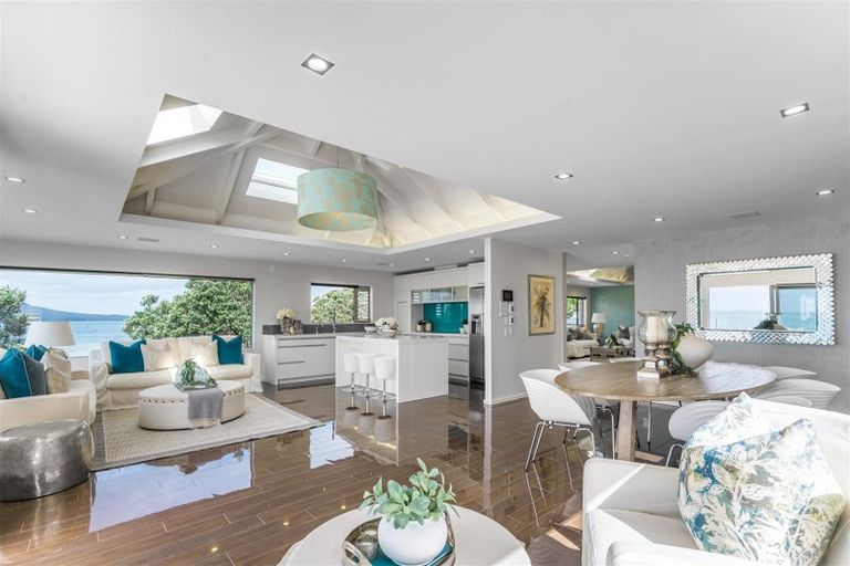 Photo of property in 34 Muritai Road, Milford, Auckland, 0620