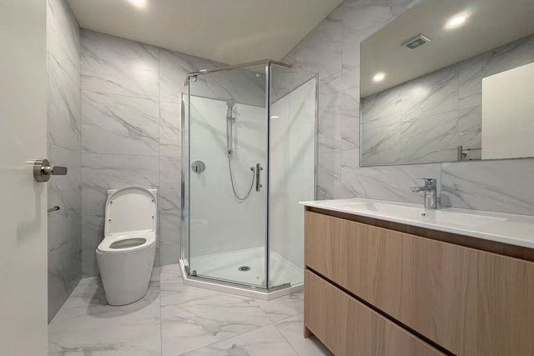 Photo of property in 6/10 Orchid Place, Te Atatu South, Auckland, 0610