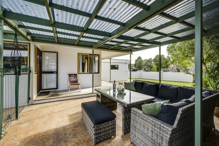 Photo of property in 11 Donegal Crescent, Tamatea, Napier, 4112