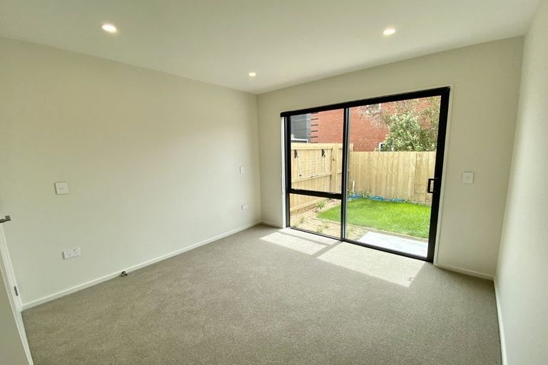 Photo of property in 9a/8 Maronan Street, Woolston, Christchurch, 8023