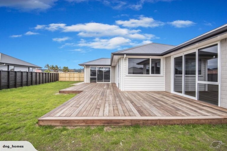 Photo of property in 134 Kupe Drive, Whitianga, 3510