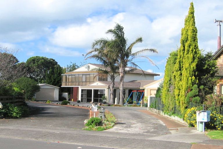Photo of property in 1/33 Vivian Wilson Drive, Eastern Beach, Auckland, 2012