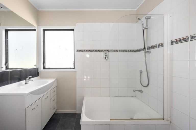 Photo of property in 19d Bell Road, Western Heights, Rotorua, 3015