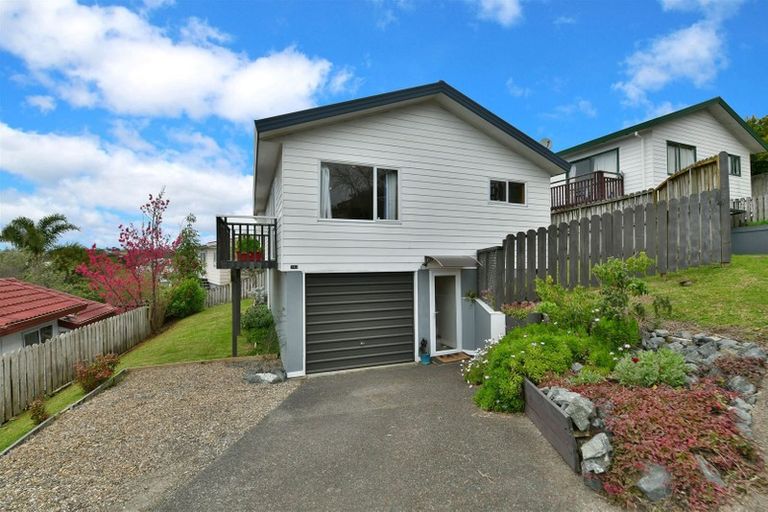 Photo of property in 14a Jean Place, Stanmore Bay, Whangaparaoa, 0932