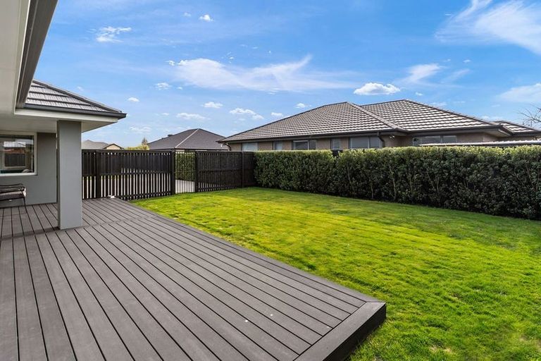 Photo of property in 37 Billington Drive, Halswell, Christchurch, 8025