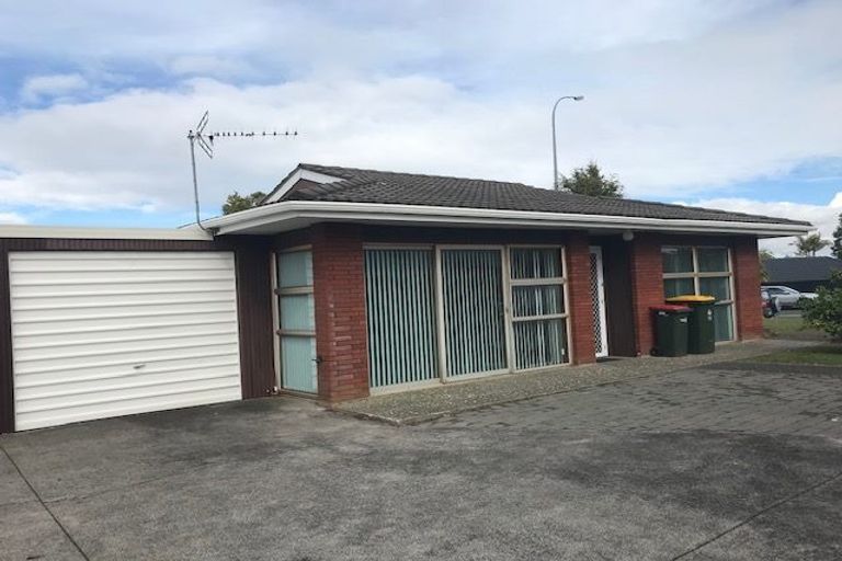 Photo of property in 1/131 Union Road, Howick, Auckland, 2014
