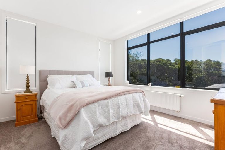 Photo of property in 2 Skysail Lane, Whitby, Porirua, 5024