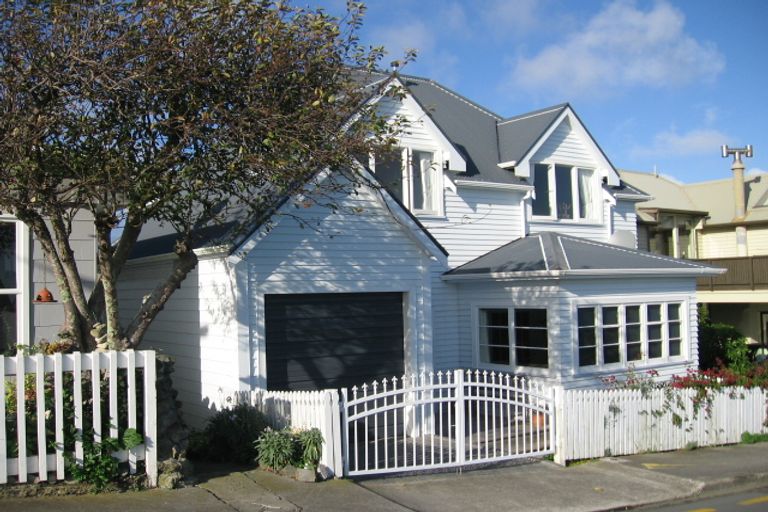 Photo of property in 30 Motuhara Road, Plimmerton, Porirua, 5026