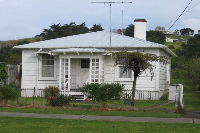 Photo of property in 47 Awaroa Road, Helensville, 0800