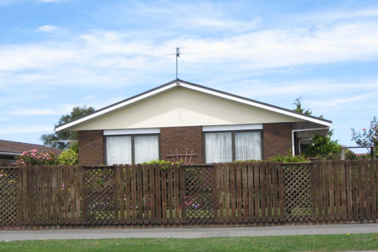 Photo of property in 108 Breezes Road, Avondale, Christchurch, 8061