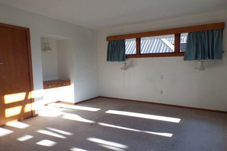 Photo of property in 249 Memorial Avenue, Burnside, Christchurch, 8053