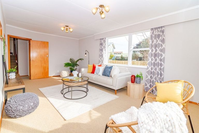Photo of property in 18 Sussex Road, Springvale, Whanganui, 4501