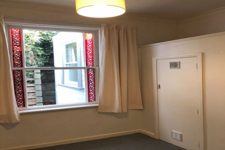 Photo of property in 93 Webb Street, Mount Cook, Wellington, 6011