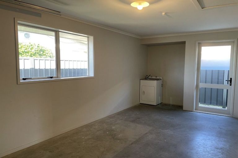 Photo of property in 17a Meeanee Road, Taradale, Napier, 4112
