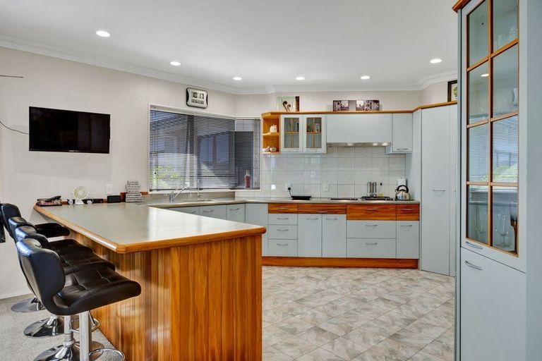 Photo of property in 31 Wilson Street, Hawera, 4610