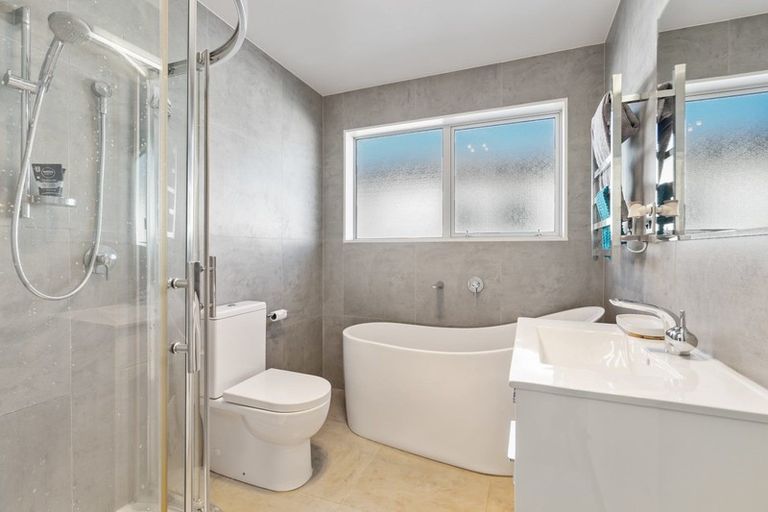 Photo of property in 10 Calcite Avenue, Flat Bush, Auckland, 2019