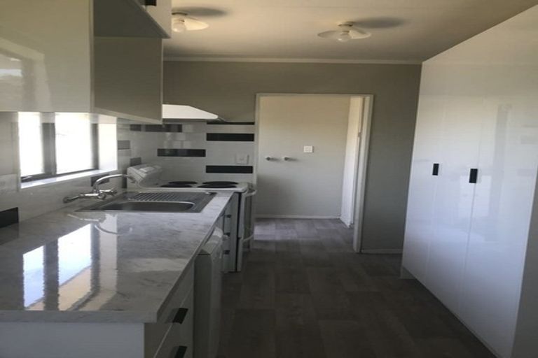 Photo of property in 43a Langstone Street, Welcome Bay, Tauranga, 3112