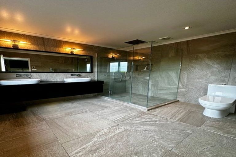 Photo of property in 100a Cyril French Drive, Flat Bush, Auckland, 2016