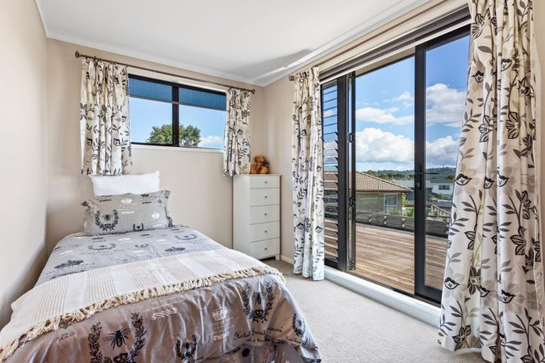 Photo of property in 105 Muir Avenue, Mangere Bridge, Auckland, 2022