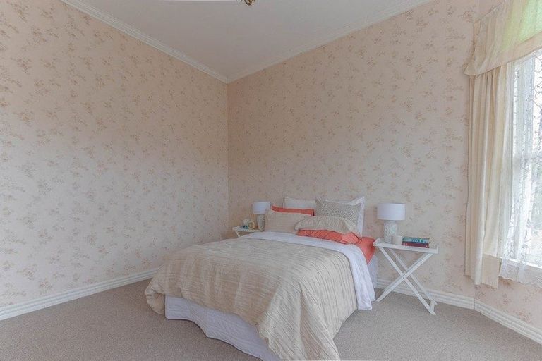 Photo of property in 16 Toia Street, Marton, 4710