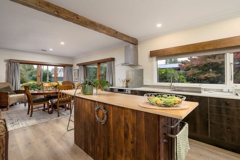 Photo of property in 7 Point Bush Road, Waimate, 7924