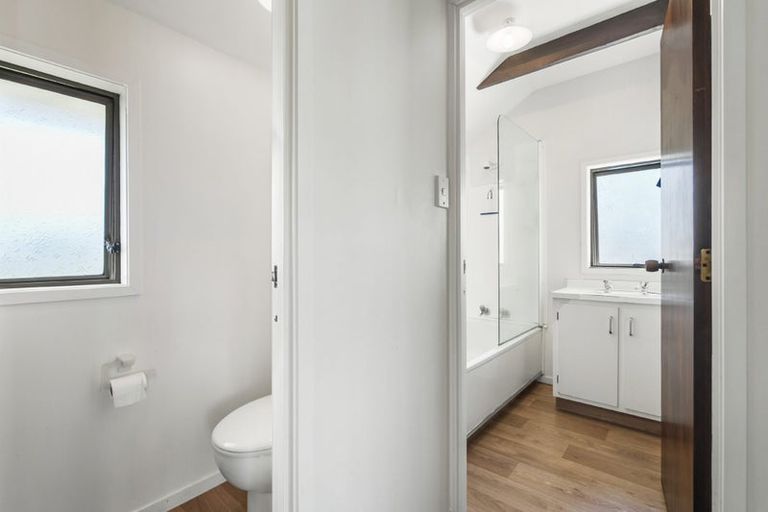 Photo of property in 1/87 Manuka Road, Bayview, Auckland, 0629