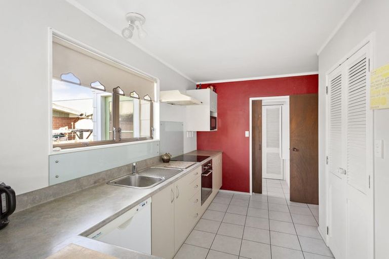 Photo of property in 12 Cypress Gardens Place, Onerahi, Whangarei, 0110