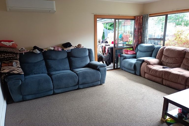 Photo of property in 74 Russell Street, Westport, 7825