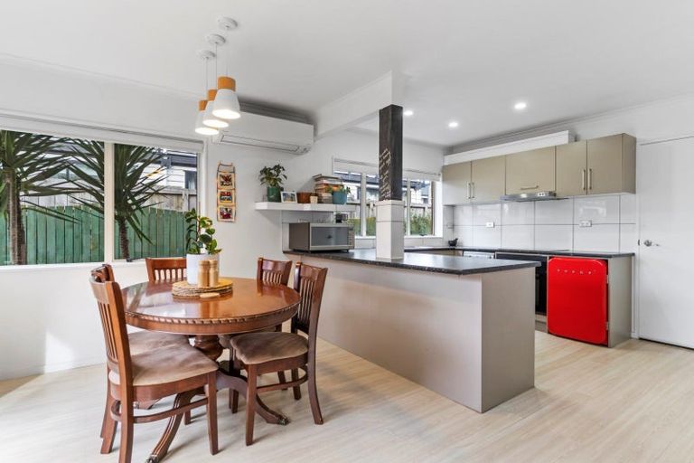 Photo of property in 2/31 Miro Street, Mount Maunganui, 3116