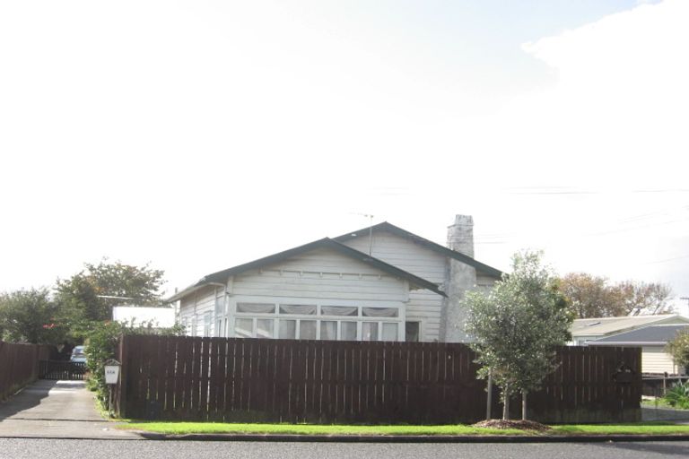 Photo of property in 2/55 Jellicoe Road, Manurewa, Auckland, 2102