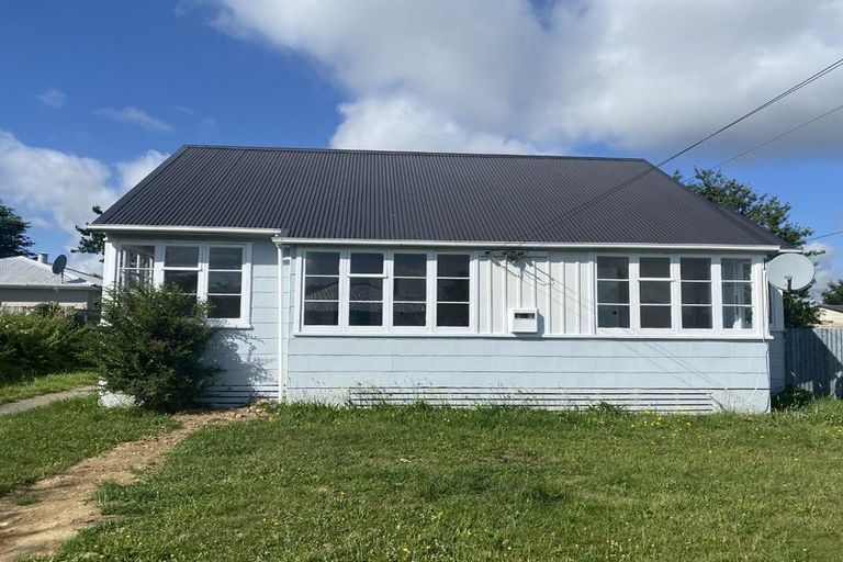 Photo of property in 11 Goldsmith Crescent, Levin, 5510