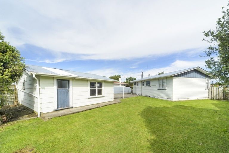 Photo of property in 9 Benmore Avenue, Cloverlea, Palmerston North, 4412