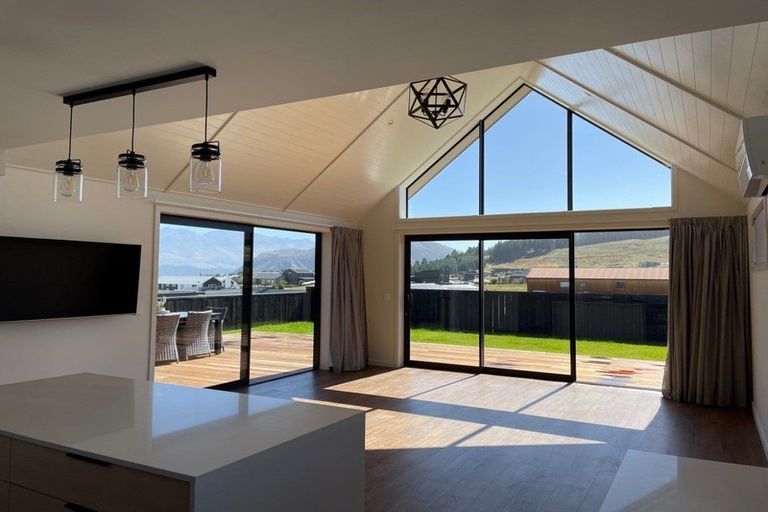 Photo of property in 69 Farrant Drive, Wanaka, 9305