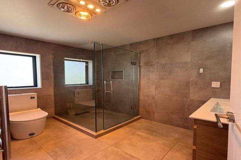 Photo of property in 94a Alton Avenue, Hillcrest, Auckland, 0627