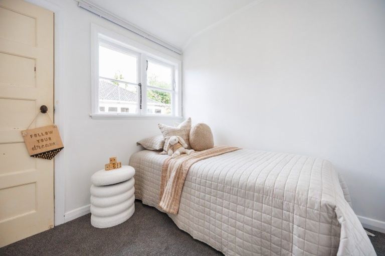 Photo of property in 63 Savage Crescent, West End, Palmerston North, 4412