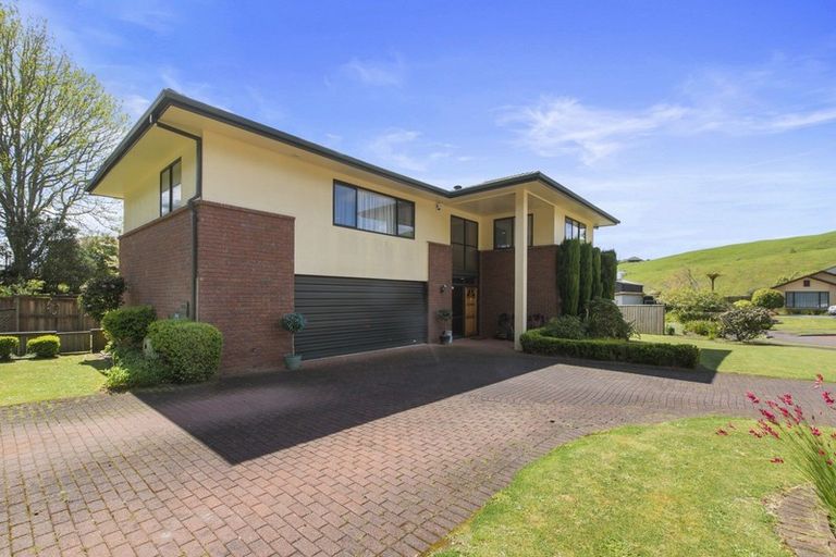Photo of property in 2 Forest Place, Lynmore, Rotorua, 3010