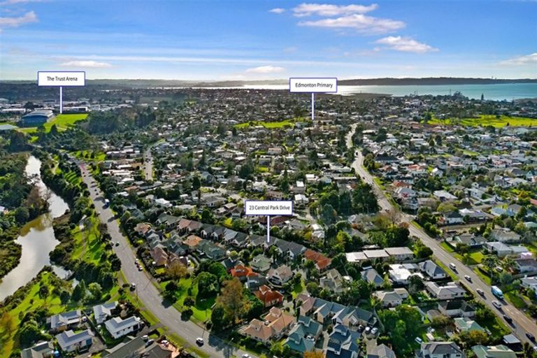 Photo of property in 23 Central Park Drive, Te Atatu South, Auckland, 0610