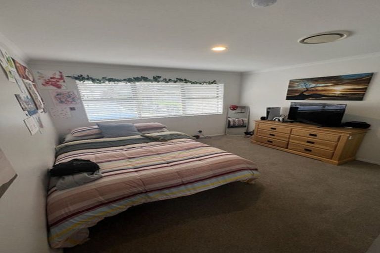 Photo of property in 1578 Kahikatea Flat Road, Kaukapakapa, 0871