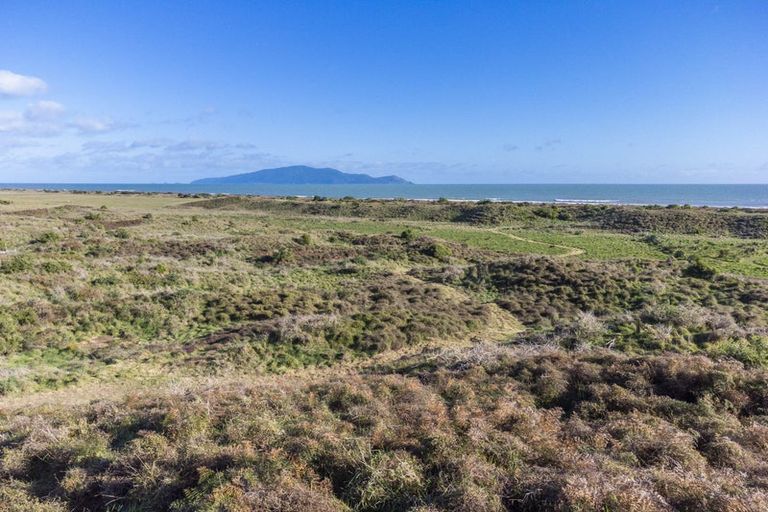 Photo of property in 18 Mahurenga Lane, Te Horo, Otaki, 5581