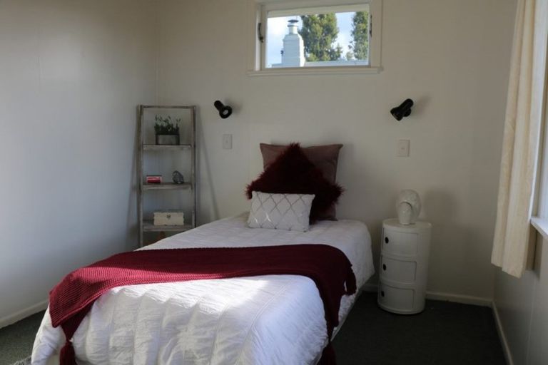 Photo of property in 28 Charles Road, Hannahs Bay, Rotorua, 3010
