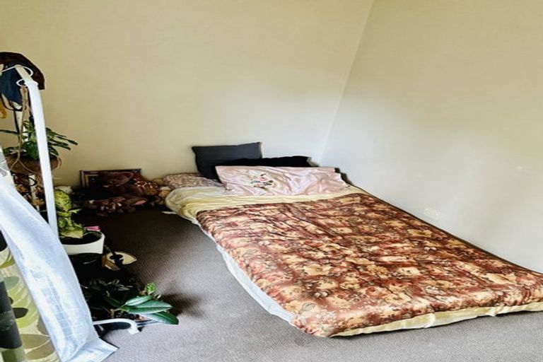 Photo of property in 2/49 Henderson Valley, Henderson, Auckland, 0612