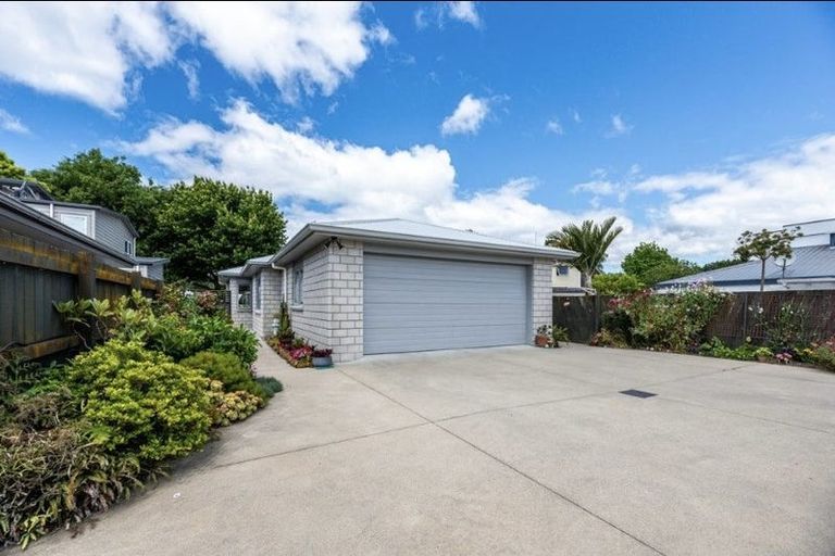 Photo of property in 45c Russley Drive, Mount Maunganui, 3116