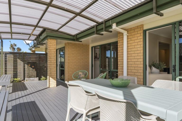 Photo of property in 5 Mahonia Place, Pyes Pa, Tauranga, 3112