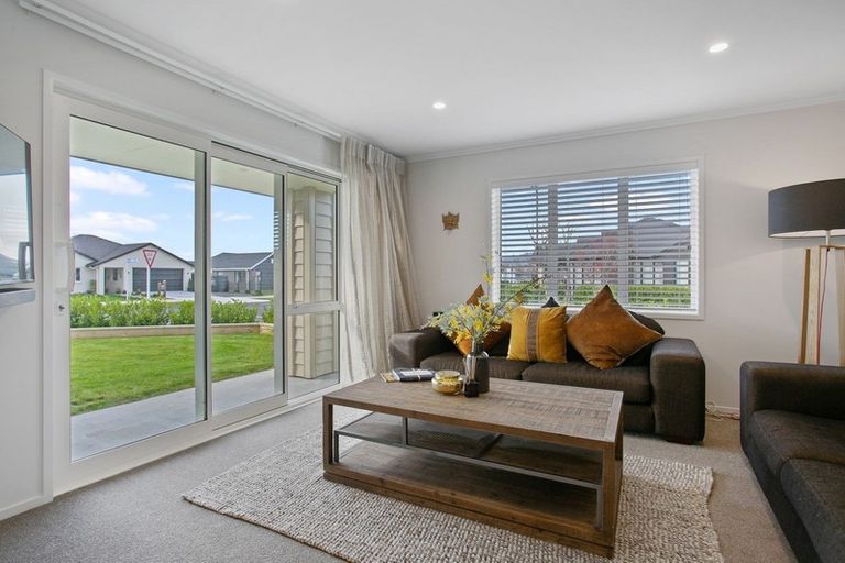 Photo of property in 2 Richards Street, Cambridge, 3434